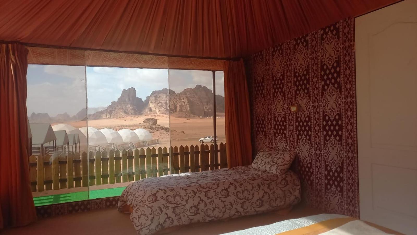 Hotel Al Raha Luxury Camp Wadi Rum Exterior foto